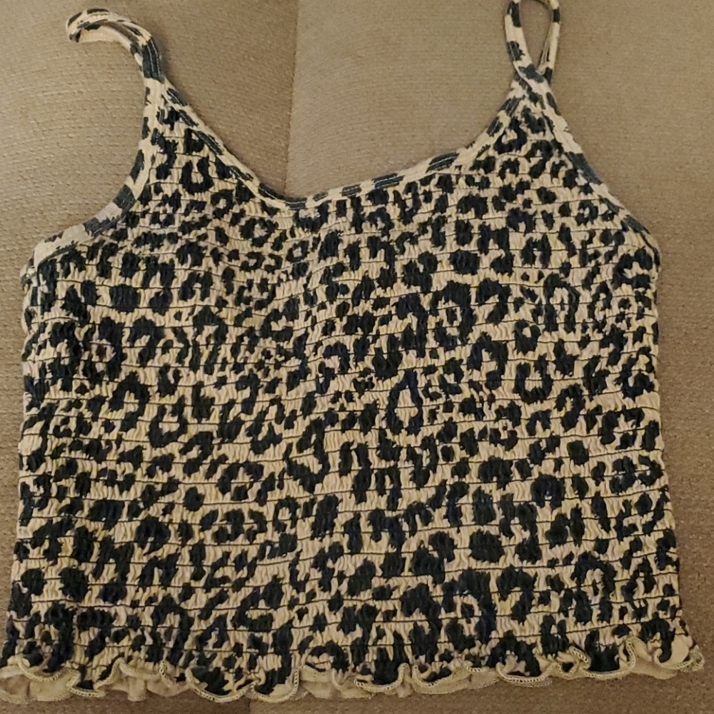 Hollister crop tank